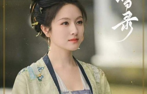 拒绝白幼瘦审美！ 李兰迪性感露背装惊艳全场，挥别「古装界胖女」骂名！