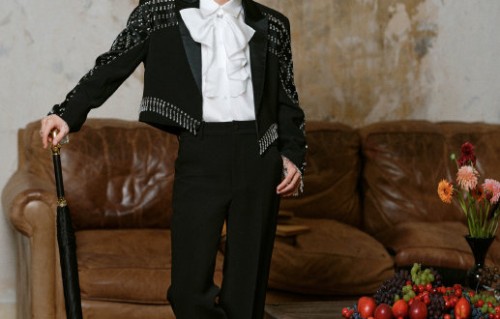 周深北影节红毯小跑“在线求职”：唱了50多部OST还想唱更多！|北京国际电影节|修星星的人|光影之约|诗行|媒体