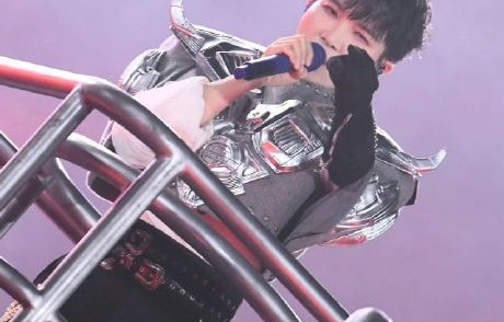 这次送花篮对周深演唱会现场氛围有什么影响？|五月天|歌迷|舞台|音乐|温度