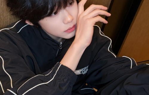 陈奕恒回应争议承认违规，律师指经纪公司存管理漏洞|李振武|未成年人|陪住|未成年|粉丝