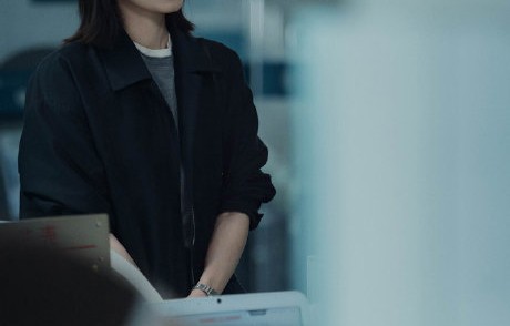 张小斐在电影《恶意》中是如何演绎调查记者角色的？|血泪|流量|恶女|人性|另一半