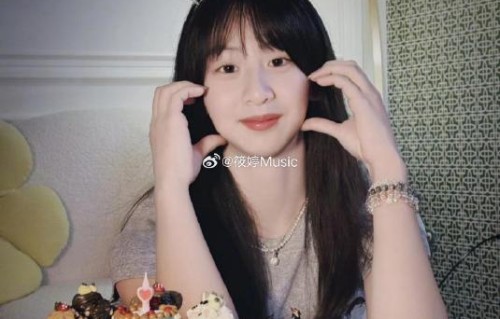 大众如何看待森碟从综艺萌娃成长为网球运动员的转变？