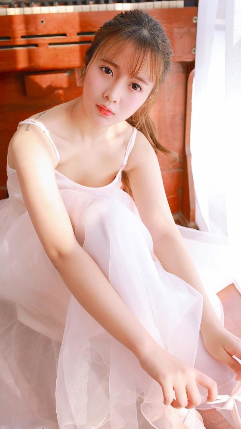 演员黄杨钿甜首次回应耳环风波|仿制品|成人礼|生育问题|谣言|违规