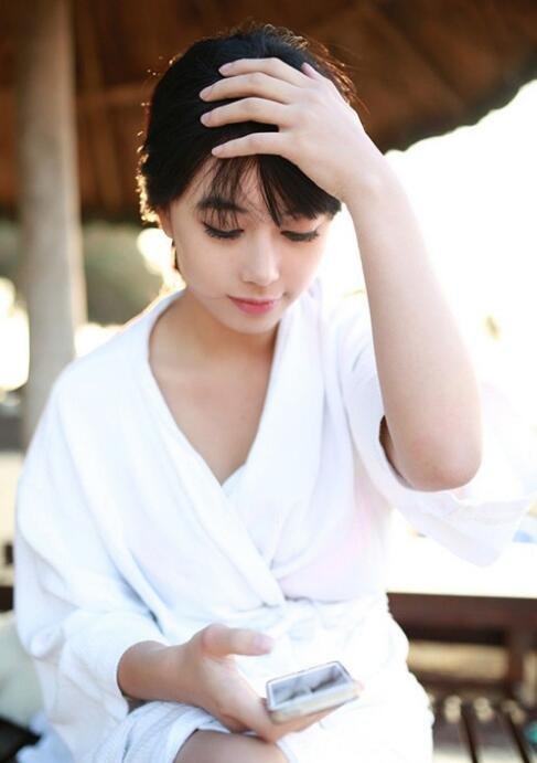 演员黄杨钿甜首次回应耳环风波|仿制品|成人礼|生育问题|谣言|违规